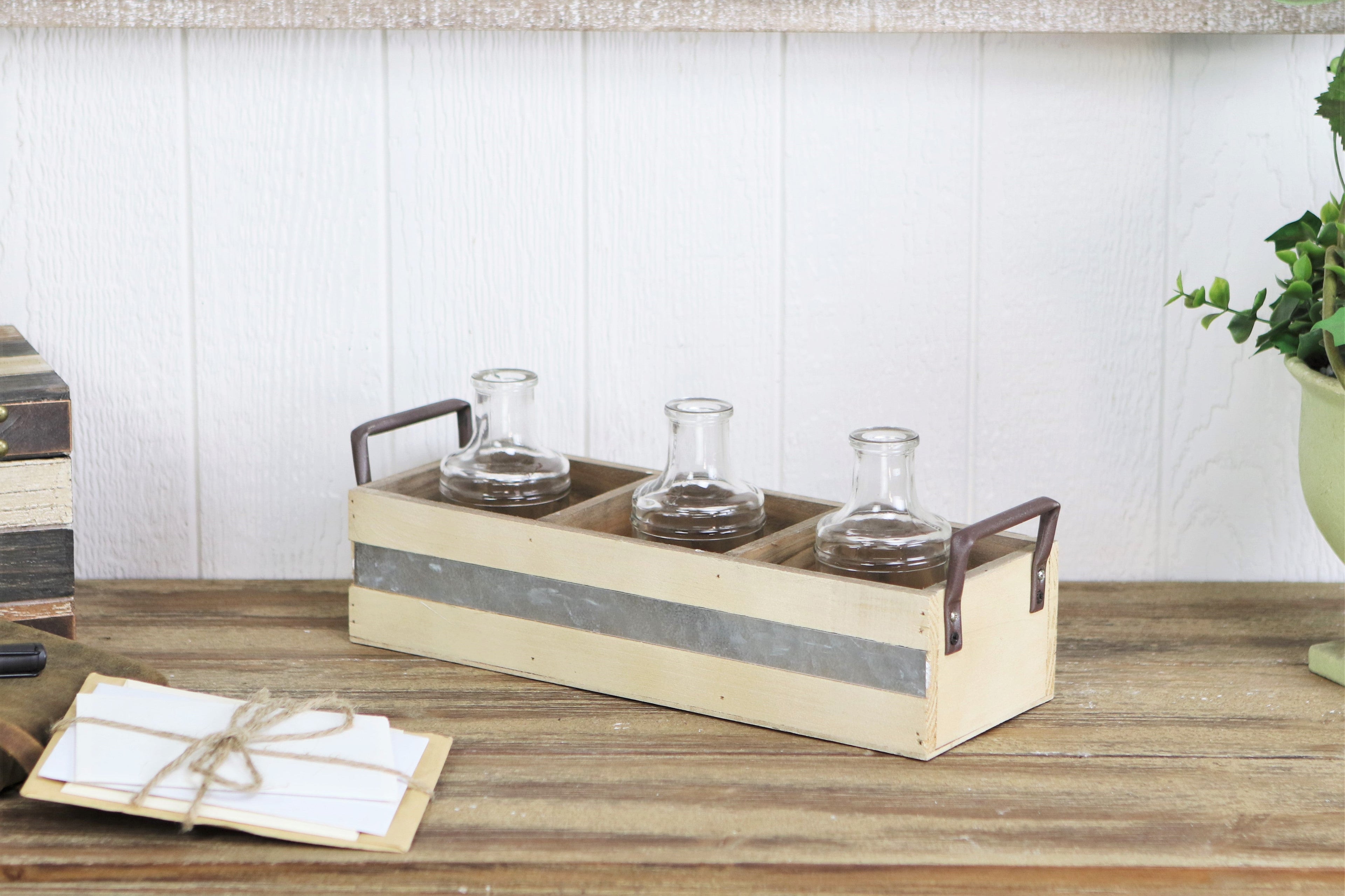 15" Antiqued White Solid Wood And Metal Box