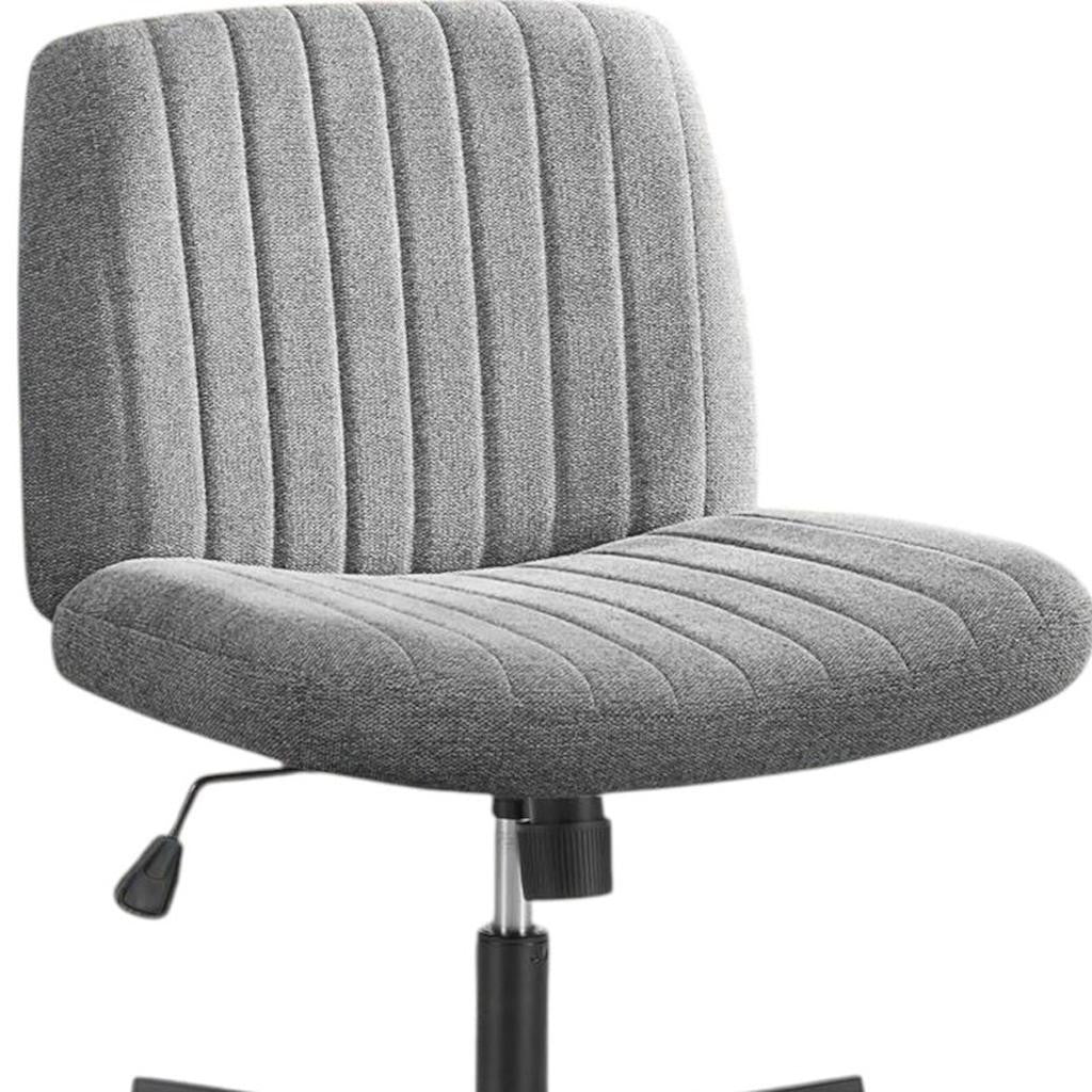 19" Black Tufted Swivel Lounge Chair