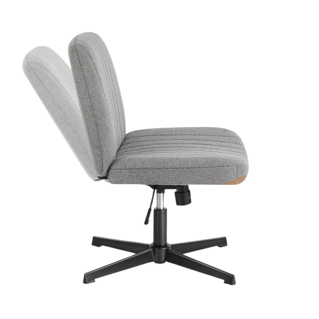 19" Black Tufted Swivel Lounge Chair