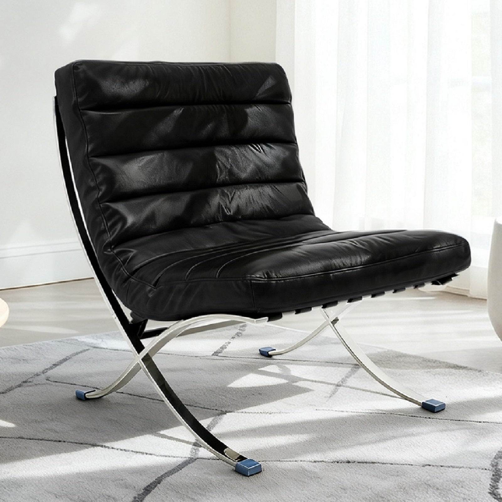 29" Black and Silver Tufted Leather and Upholstered Folding Lounge Chair